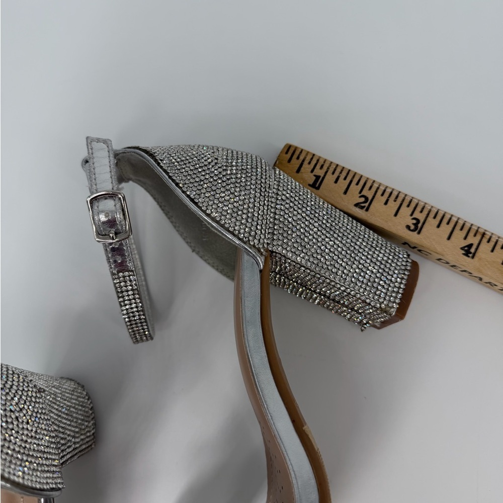 Windsor Size 8 Endless Glam Rhinestone Bow Block Heels - Picture 6 of 11